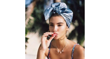 cheveux blancs sur toute la tete 1