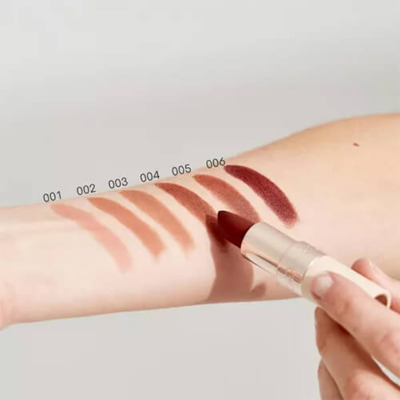 Rouge à Lèvres Luxury Nude 005 Bare Gosh
