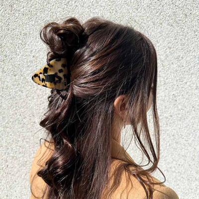Pince Leo Love Everclaw Invisibobble